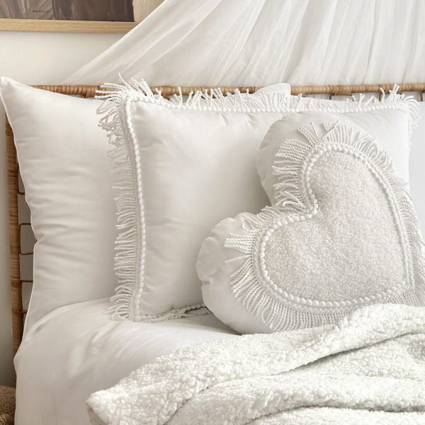 Cushion , Boho Twist heart -White